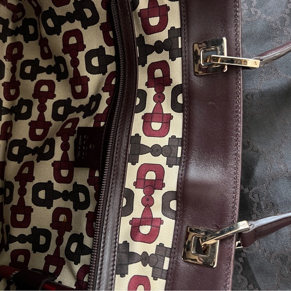 Gucci Guccissima Punch Tote Burgundy Calf Leather Bag - Picture 13 of 15